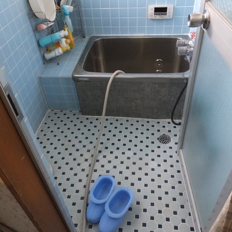 浴室・洗面・２Ｆ和室改修と階段手摺取付ほか