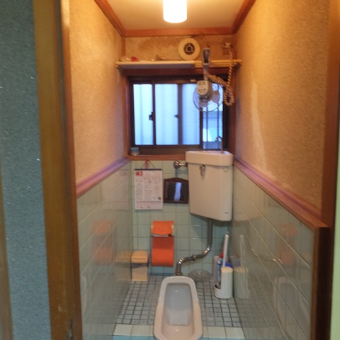 介護保険を使って和式の兼用トイレを洋式トイレにリフォームしました。