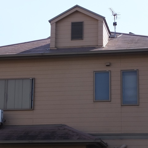 屋根と外壁の塗り替え、外構工事をしました