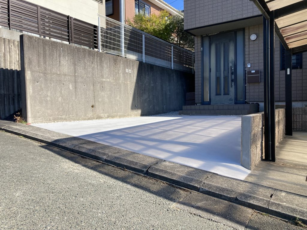 駐車場の拡張をしました