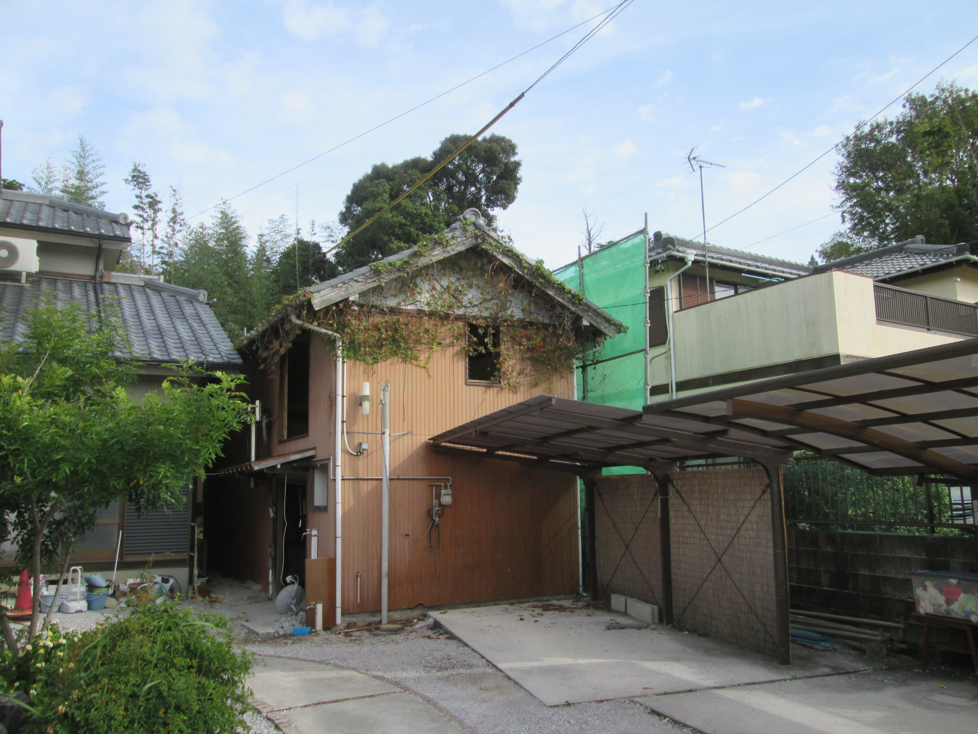 2階建て倉庫の解体と農器具処分