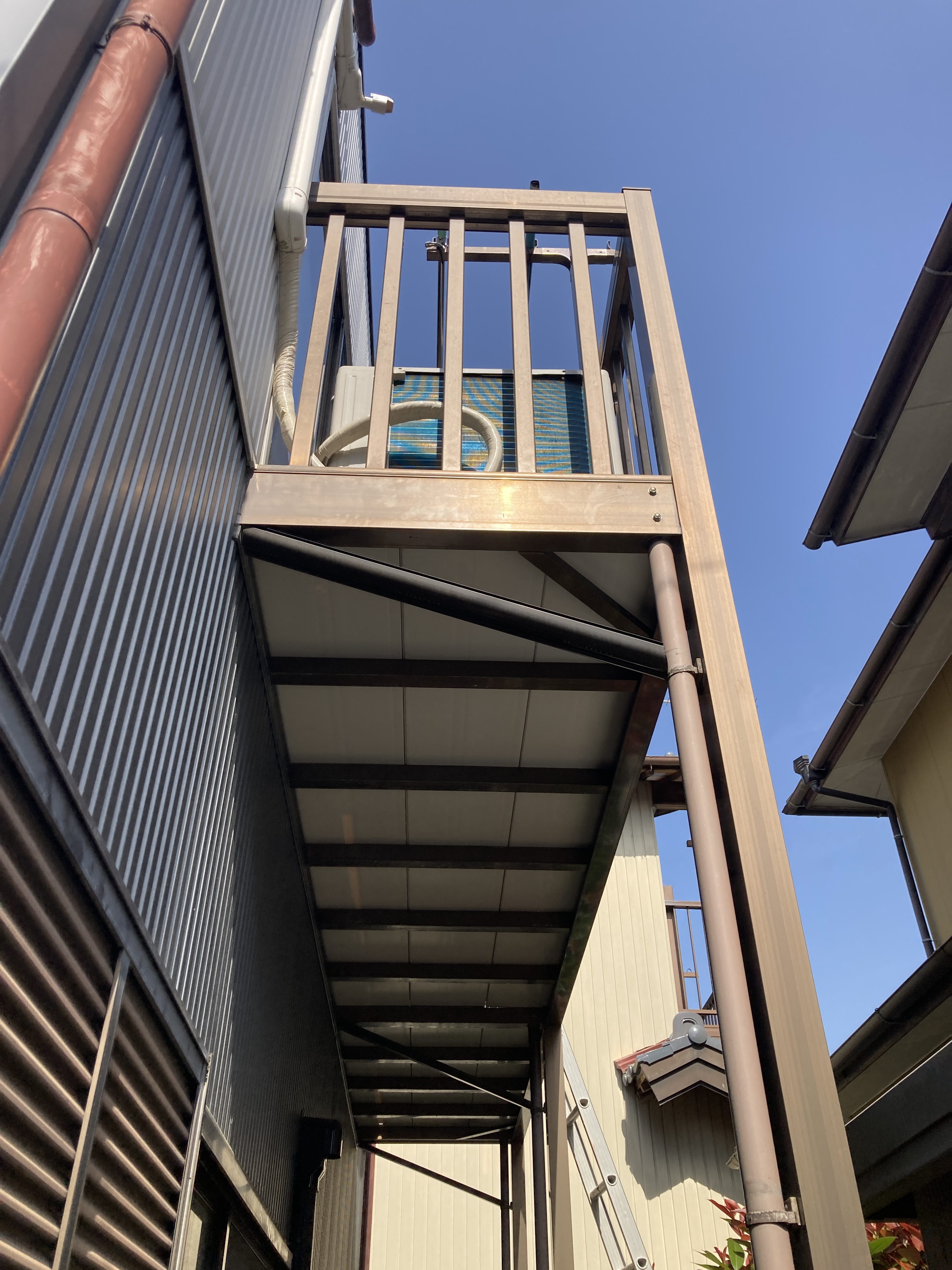 外壁張替から根本的に直したベランダ改修