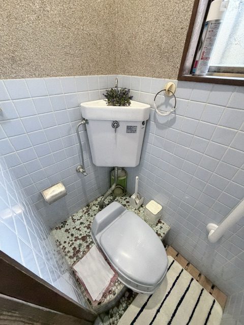 和式トイレから快適な洋式トイレに大変身