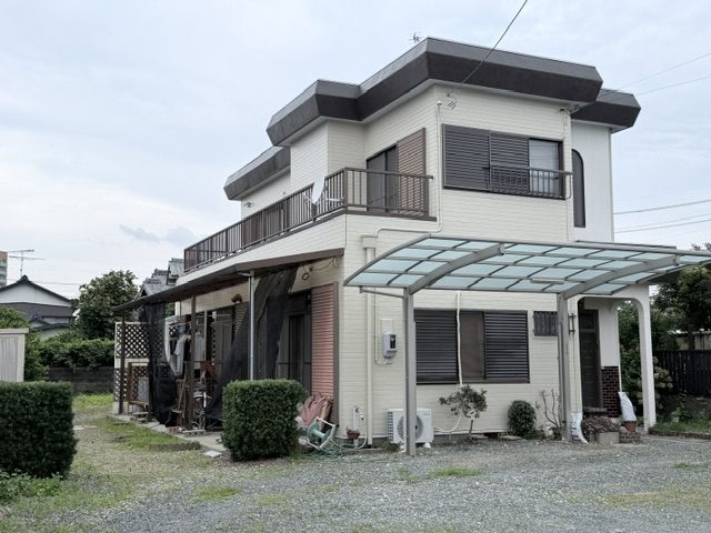外壁塗装とベランダ防水で安心を取り戻しました